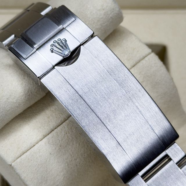 Rolex Submariner Starbucks Image 7